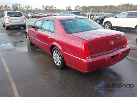 2008 Cadillac Dts 1Sb z USA, uszkodzony, nr VIN 1G6KD57Y48U170939